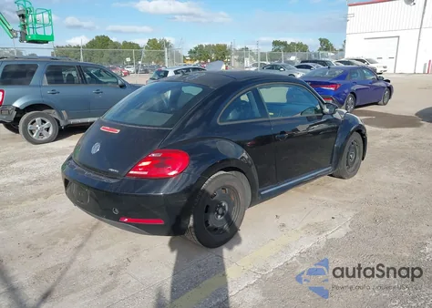 2012 Volkswagen Beetle 2.5L z USA, uszkodzony, nr VIN 3VWJP7AT3CM607803